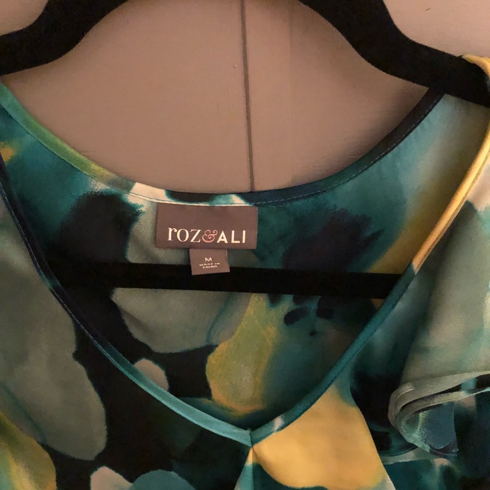 Floral blouse - Picture 2 of 2